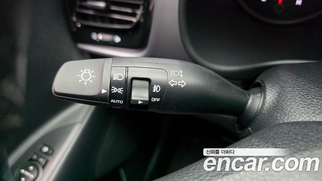 Kia Stonic 2019 — photo 23