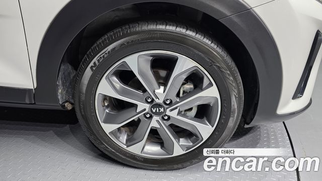 Kia Stonic 2019 — photo 7