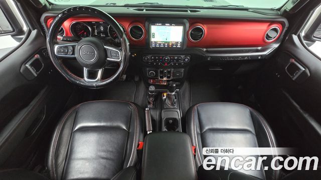 Jeep Wrangler 2021 — photo 10
