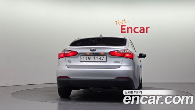 Kia K3 2015 — photo 4