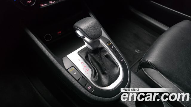 Kia K3 2022 — photo 12
