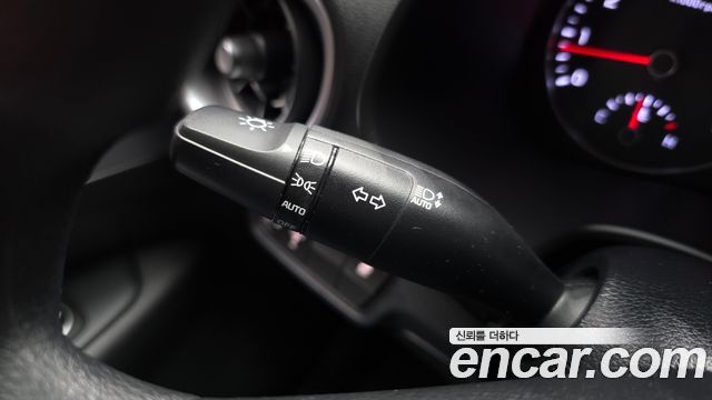 Kia K3 2022 — photo 24