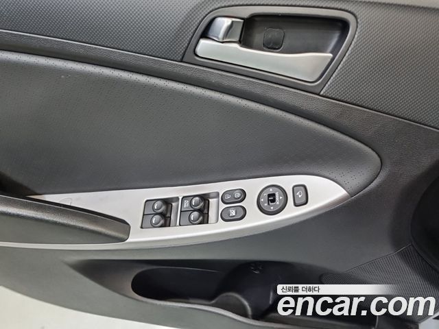 Hyundai Accent 2019 — photo 15