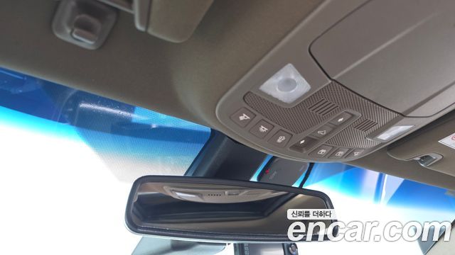 Lincoln MKX 2018 — photo 25