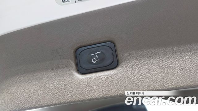 Lincoln MKX 2018 — photo 27