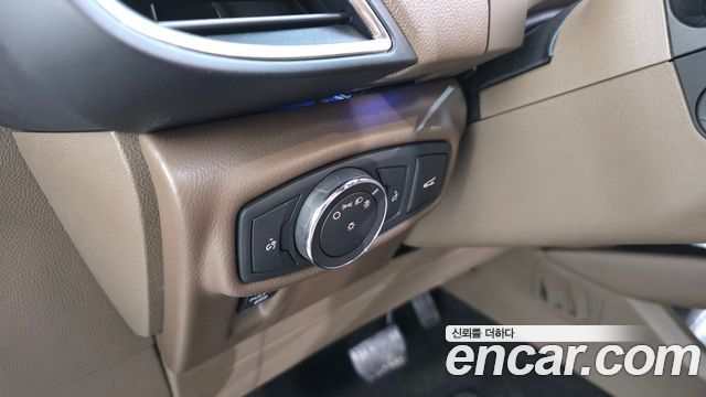 Lincoln MKX 2018 — photo 37