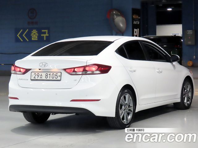 Hyundai AVANTE 2018 — photo 4