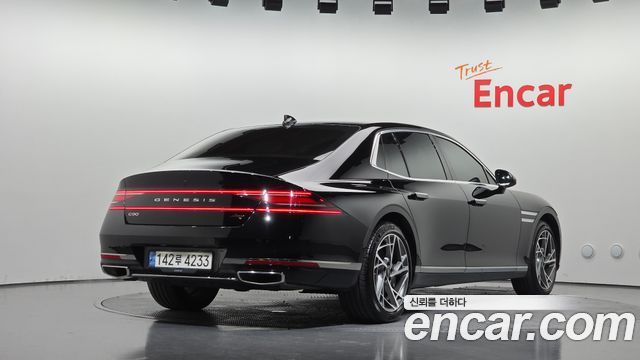 Genesis G90 2023 — photo 2