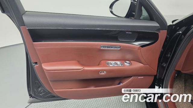 Genesis G90 2023 — photo 14