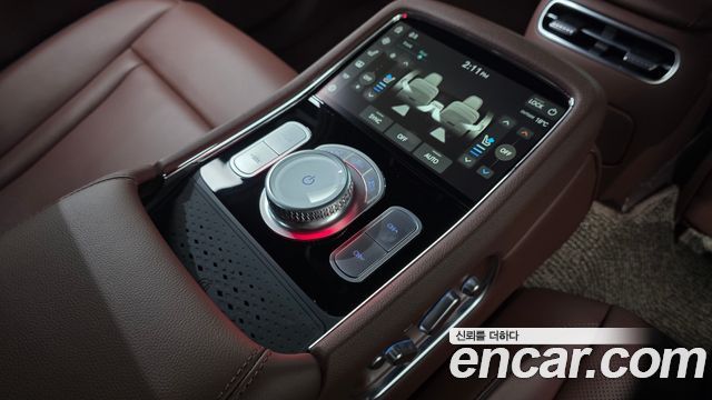 Genesis G90 2023 — photo 28