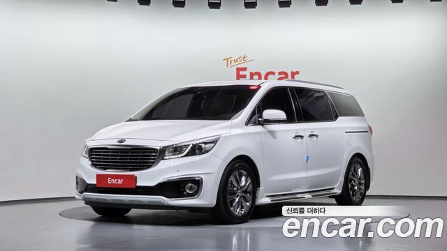 Kia Canival 2018 — photo 1