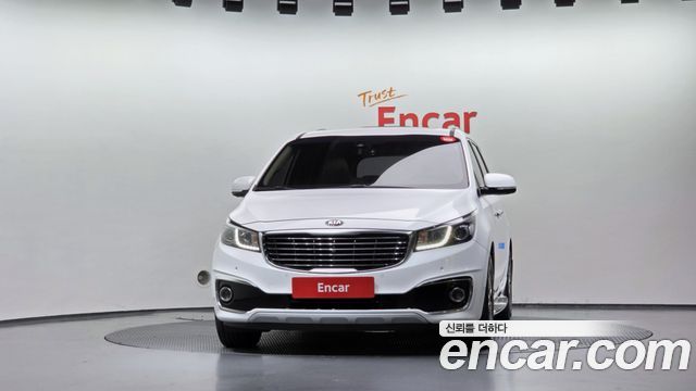 Kia Canival 2018 — photo 3