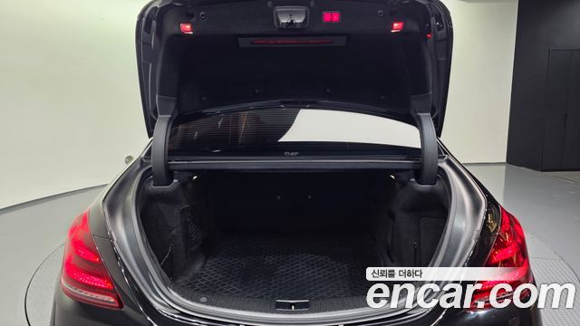 Mercedes-Benz S-Class 2020 — photo 26