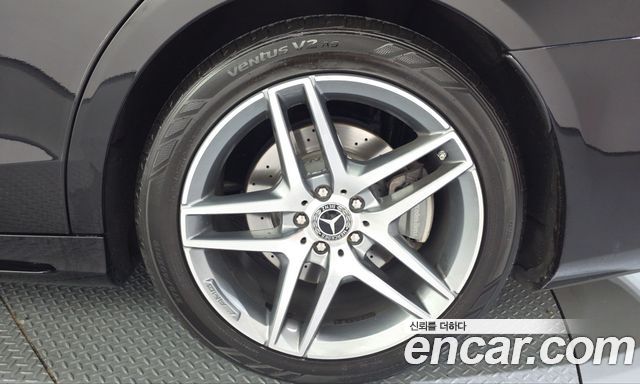 Mercedes-Benz S-Class 2020 — photo 7