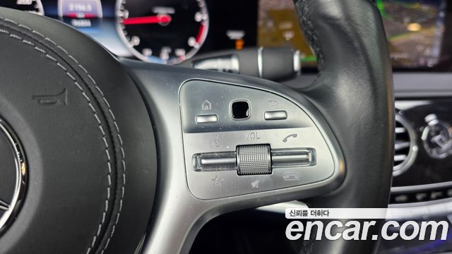 Mercedes-Benz S-Class 2020 — photo 32