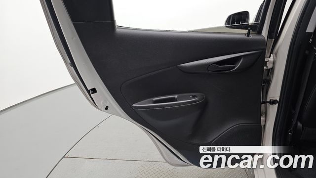Chevrolet Korea Spark 2019 — photo 15