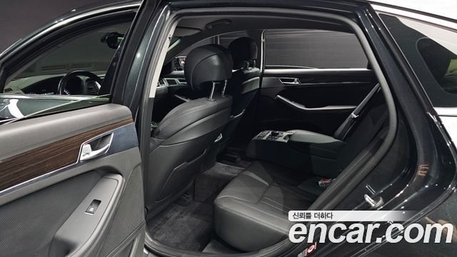 Genesis G80 2020 — photo 18