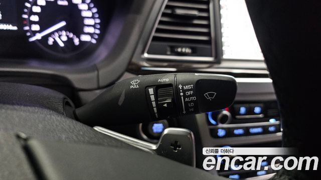Genesis G80 2020 — photo 30