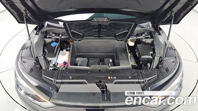 Kia EV6 2023 — photo 6