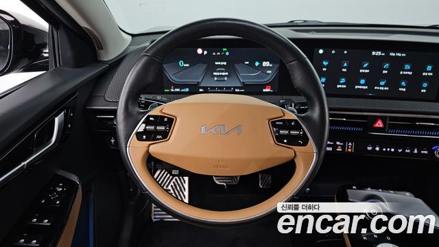 Kia EV6 2023 — photo 19