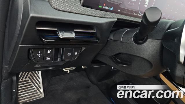 Kia EV6 2023 — photo 25