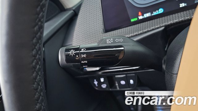 Kia EV6 2023 — photo 28