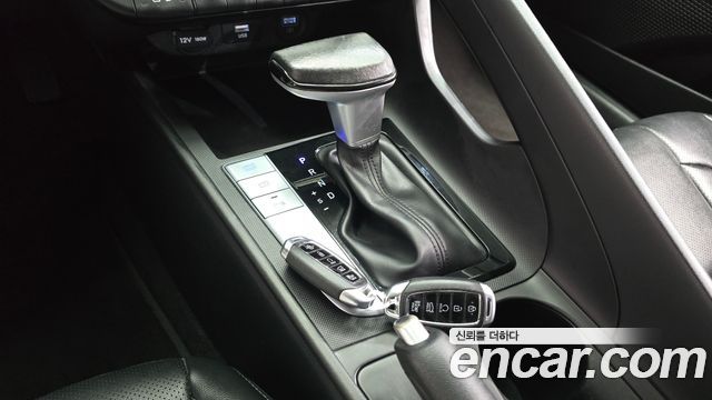 Hyundai AVANTE 2022 — photo 9