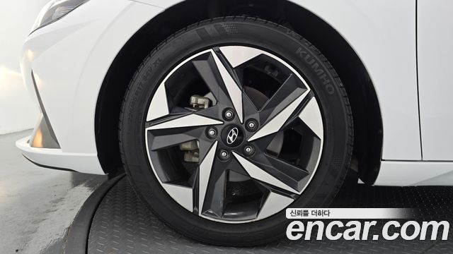Hyundai AVANTE 2022 — photo 20