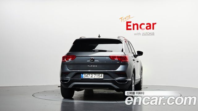 Volkswagen T-Roc 2021 — photo 4