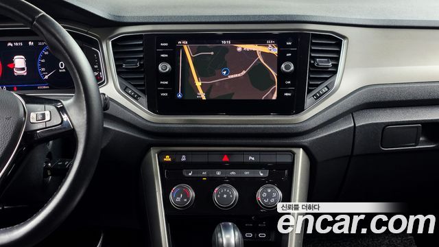 Volkswagen T-Roc 2021 — photo 19