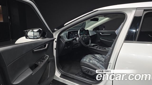 Kia EV6 2023 — photo 10