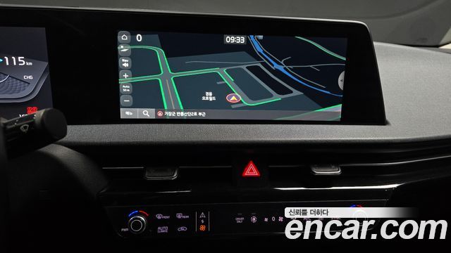 Kia EV6 2023 — photo 16