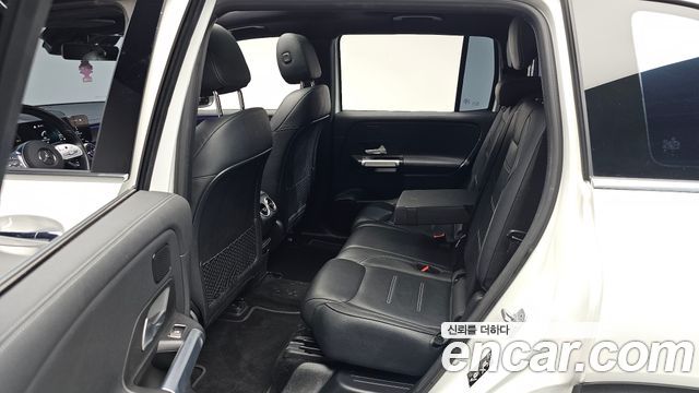 Mercedes-Benz EQB 2023 — photo 17