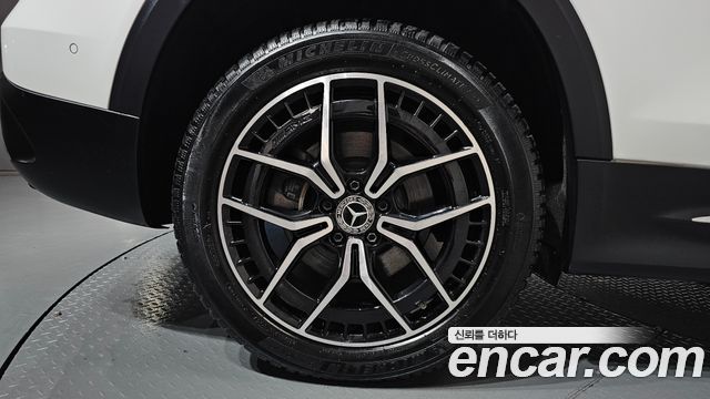 Mercedes-Benz EQB 2023 — photo 7