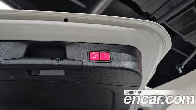 Mercedes-Benz EQB 2023 — photo 27
