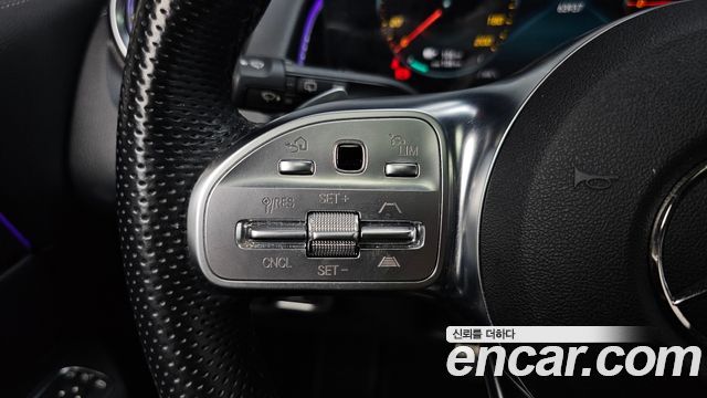 Mercedes-Benz EQB 2023 — photo 33