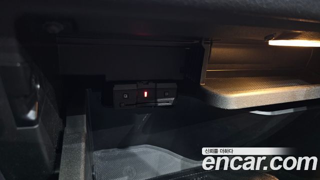 Mercedes-Benz EQB 2023 — photo 35