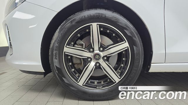 Hyundai i30 2018 — photo 5