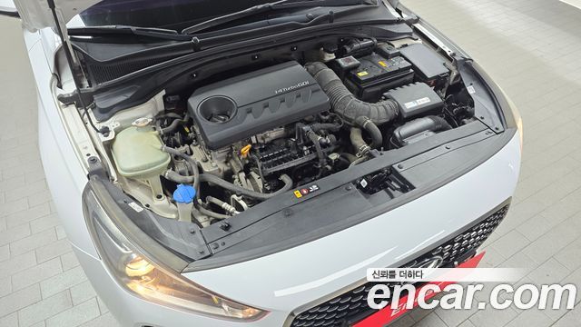 Hyundai i30 2018 — photo 6