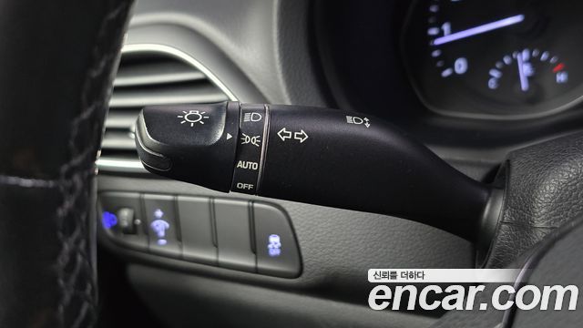 Hyundai i30 2018 — photo 25