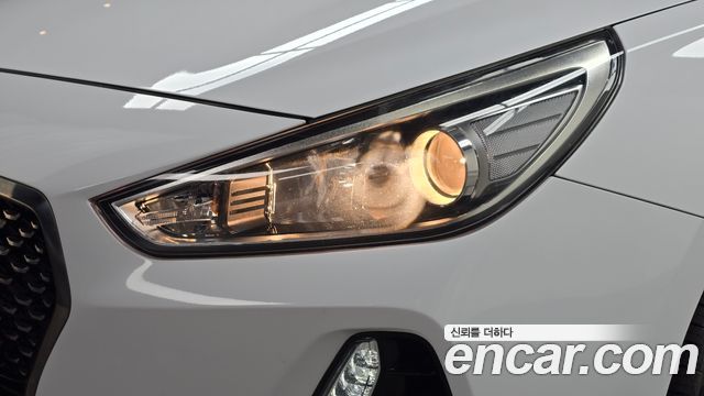 Hyundai i30 2018 — photo 8