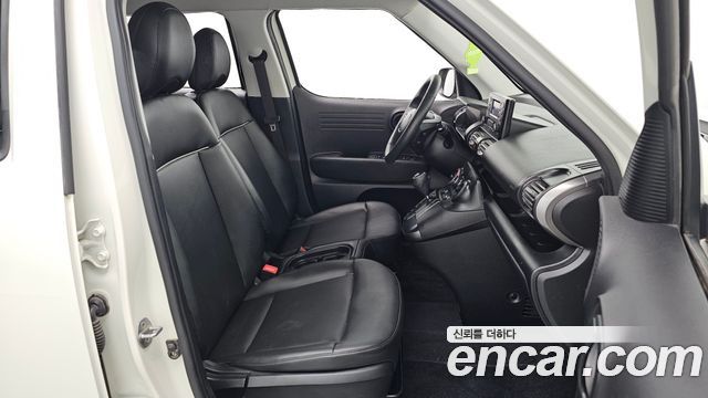 Hyundai Casper 2024 — photo 17