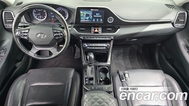 Hyundai Grandeur 2018 — photo 10