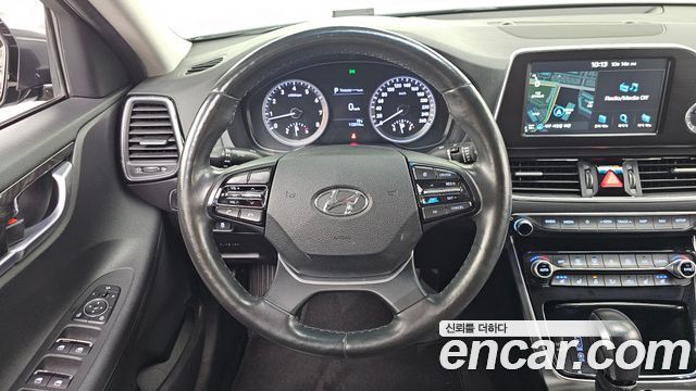 Hyundai Grandeur 2018 — photo 19