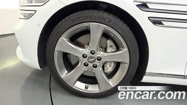 Genesis G80 2022 — photo 5