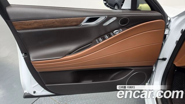 Genesis G80 2022 — photo 14