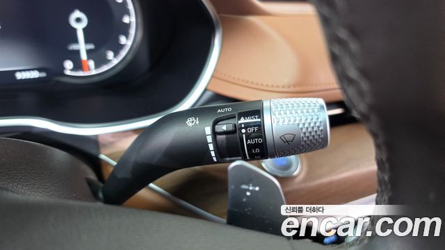 Genesis G80 2022 — photo 30