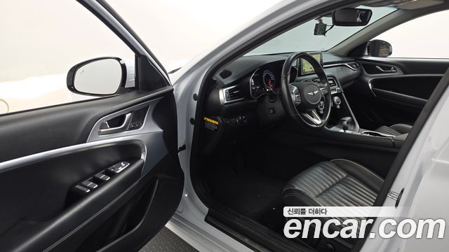 Genesis G70 2018 — photo 13