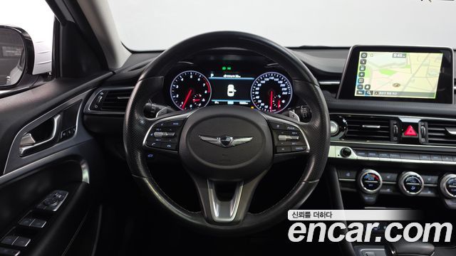 Genesis G70 2018 — photo 18