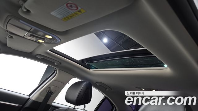 Genesis G70 2018 — photo 23